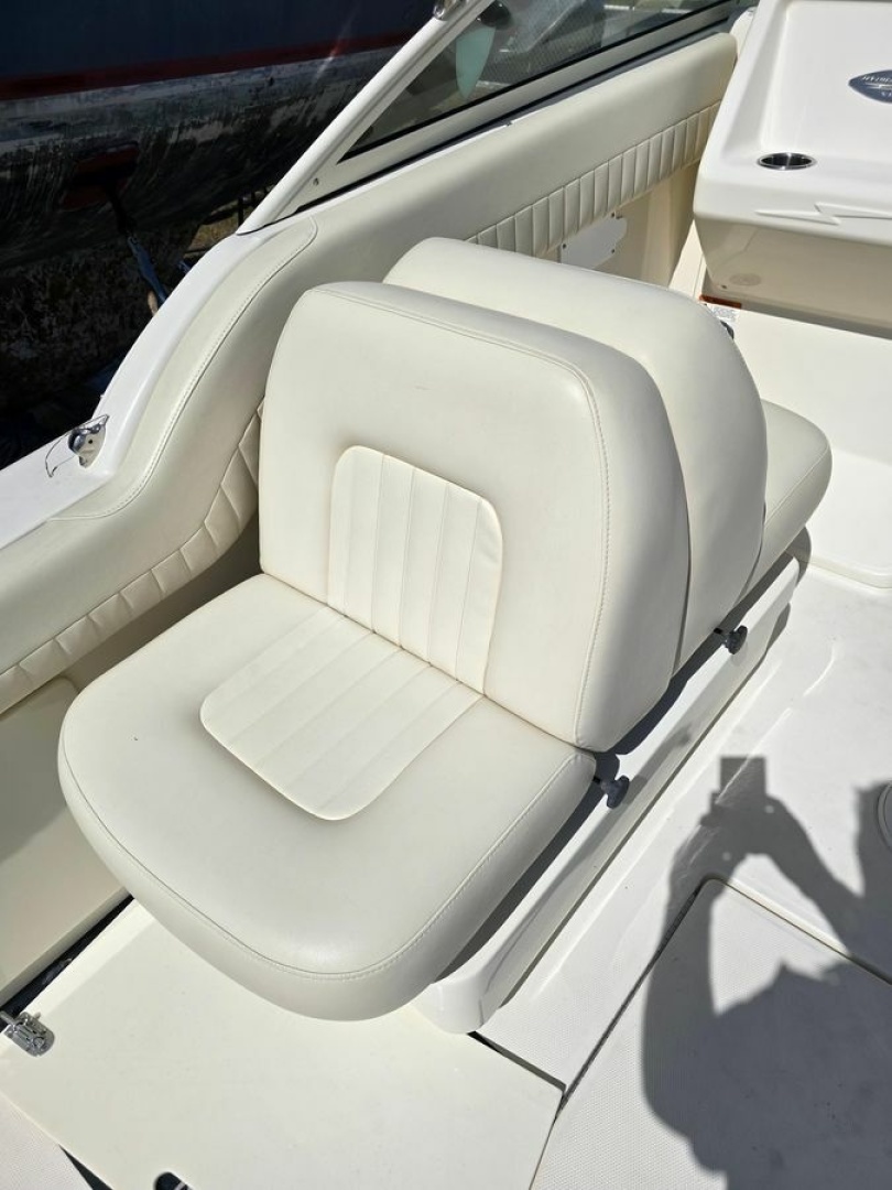 2008 Hydra-Sports 2200 DC - Image 14