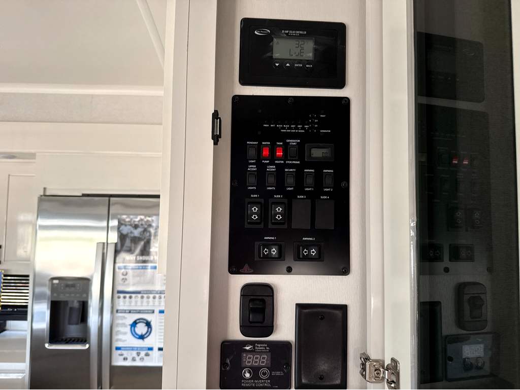 2027 JAYCO PINNACLE 32RLTS - Image 26