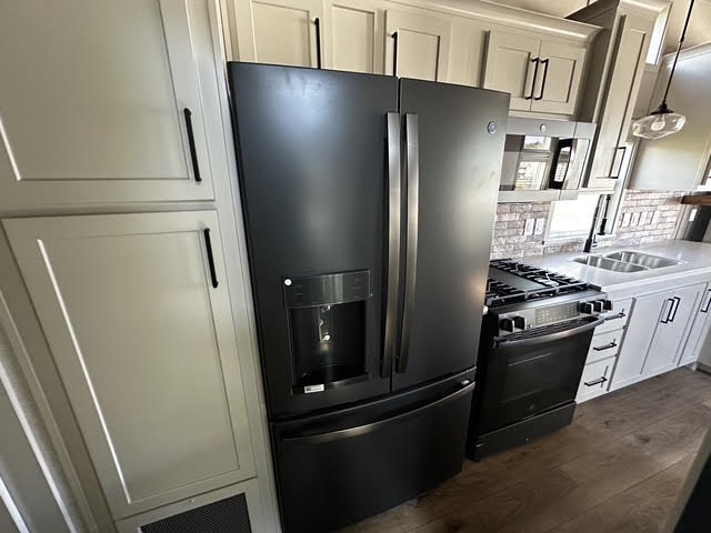 2027 Kropf Eldorado Super Rear Loft - 9108PWD - Image 11