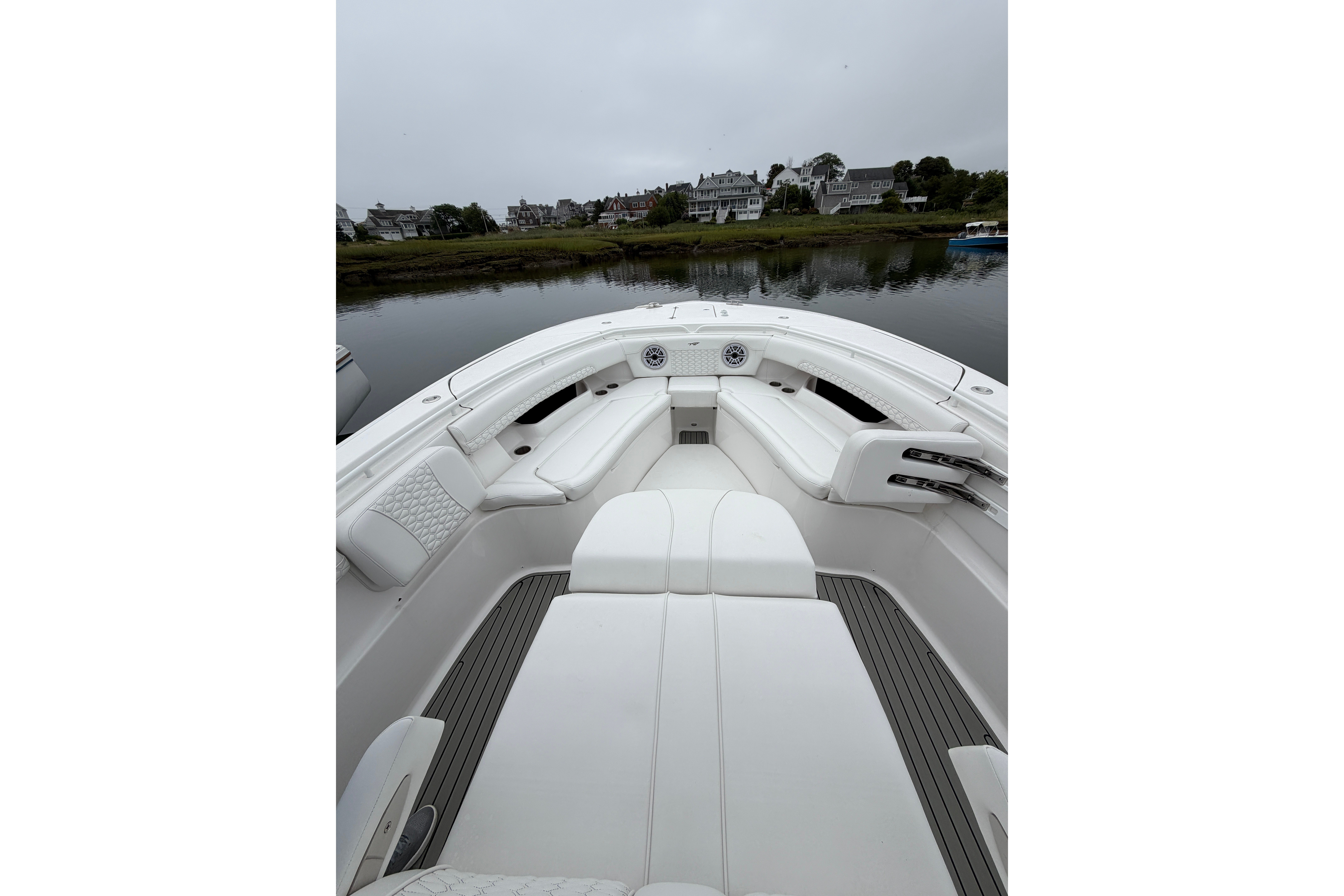 2026 Tidewater 320 CC Adventure - Image 50