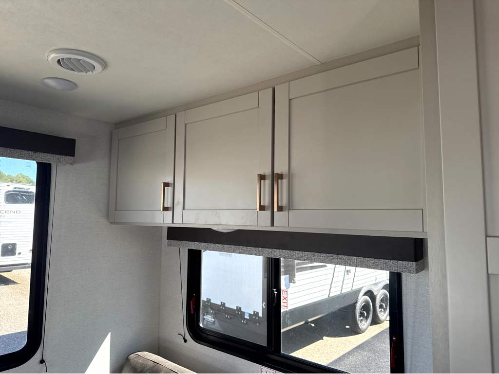 2027 Jayco Jay Flight SLX 210QB - Image 19