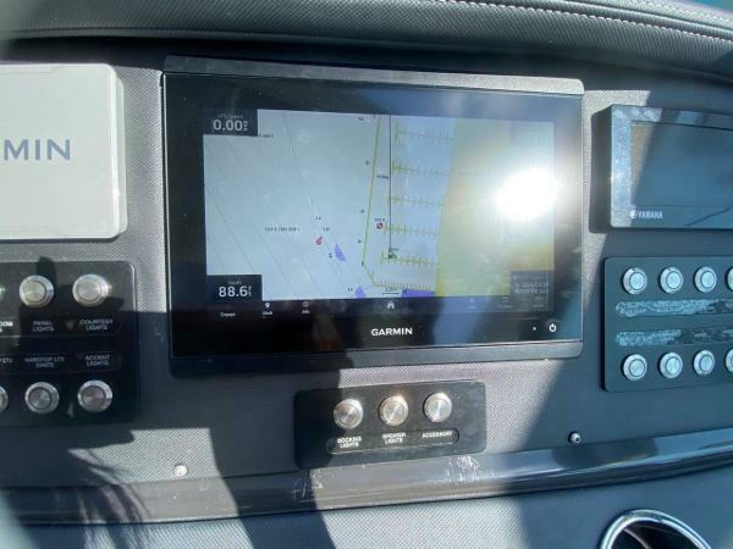 2018 Monterey 385 SE - Image 15