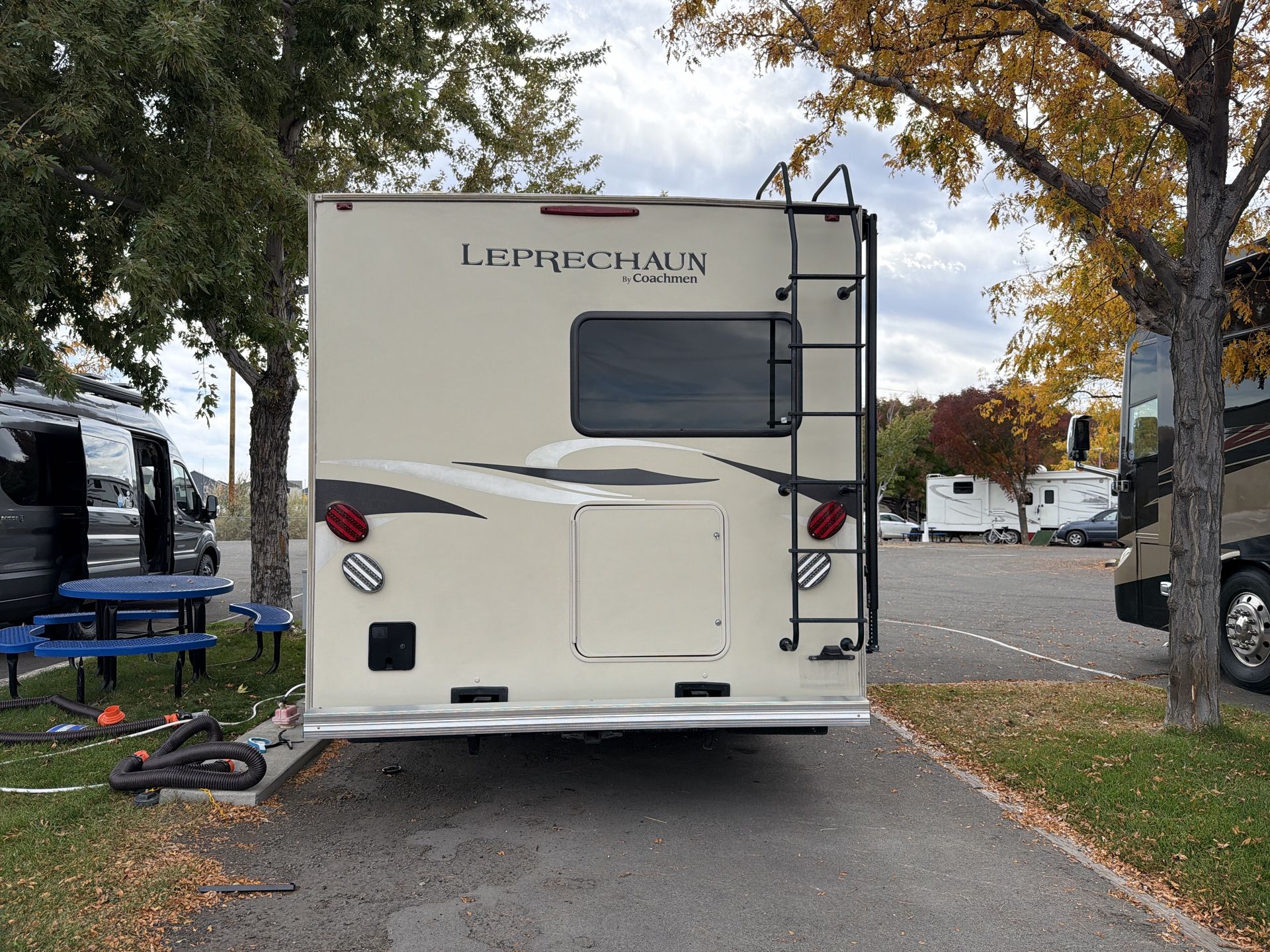 2019 Coachmen Leprechaun 230CB - Image 6
