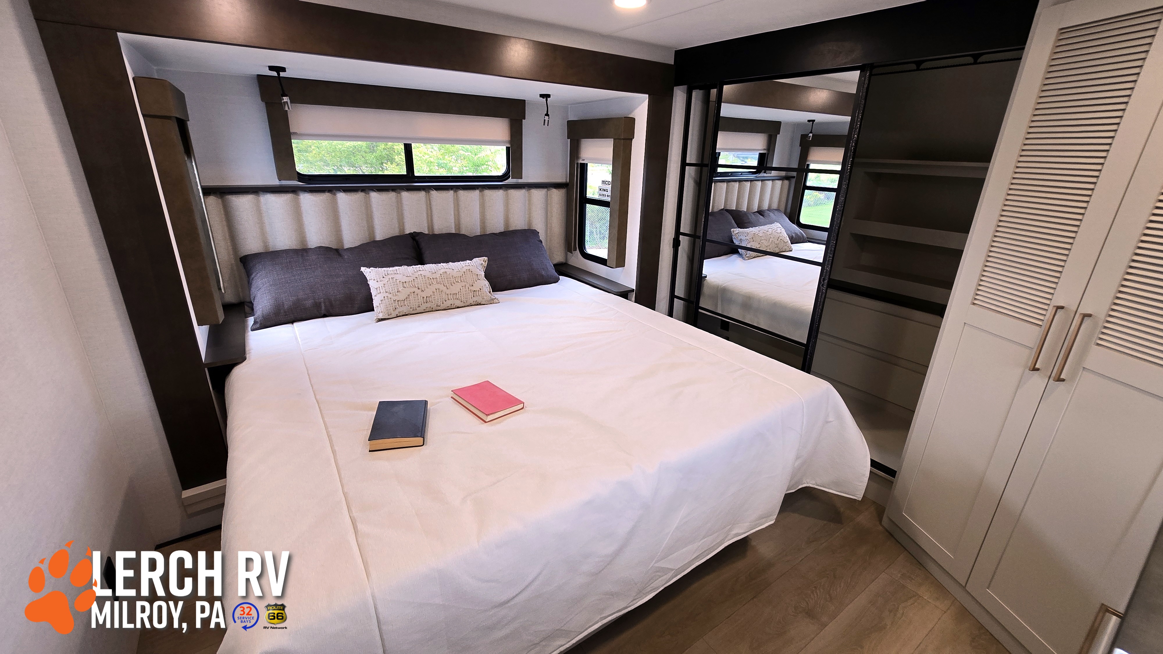 2027 Alliance RV Paradigm 310RL - Image 31