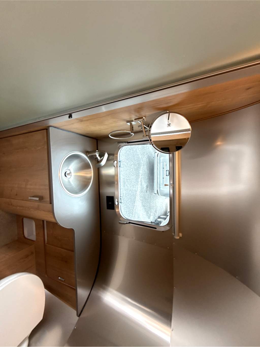 2026 AIRSTREAM TRADE WIND 23FBT - Image 29