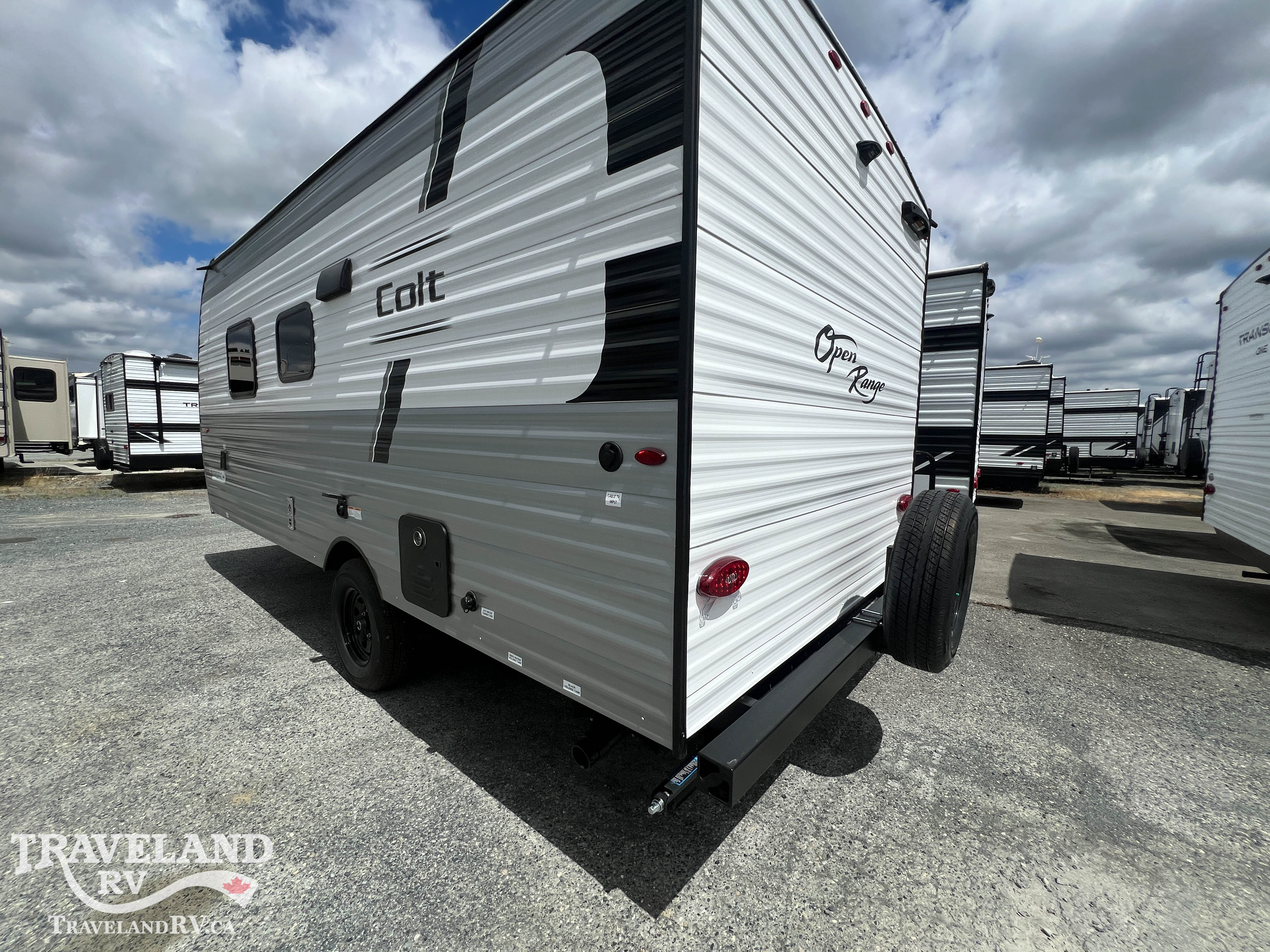 2027 Highland Ridge Open Range Colt 18QB - Image 8