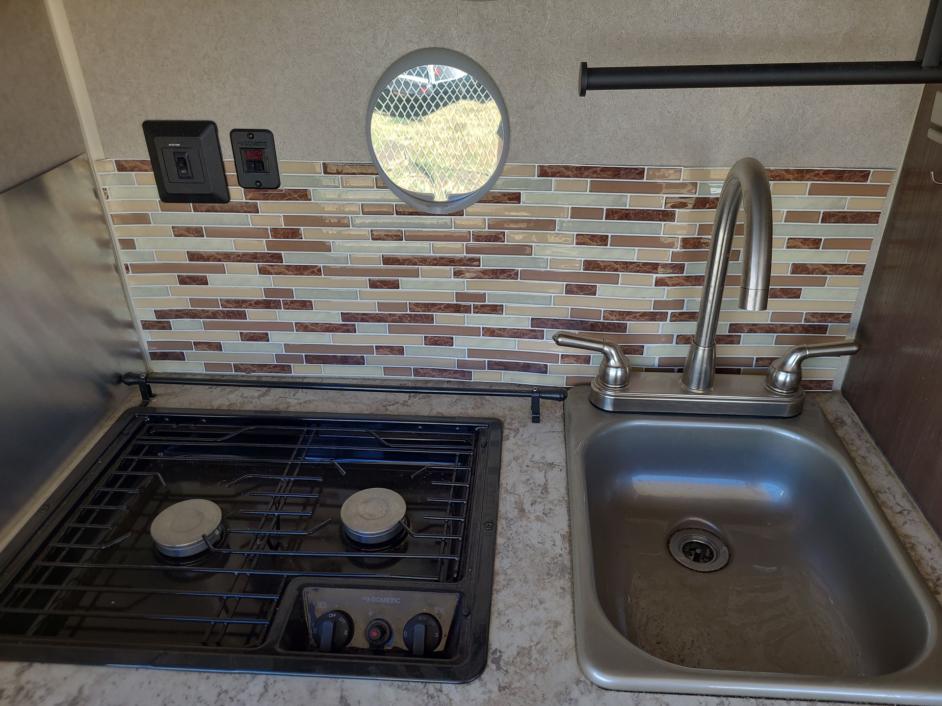 2022 Sunset Park RV Sun Ray 109 - Image 26
