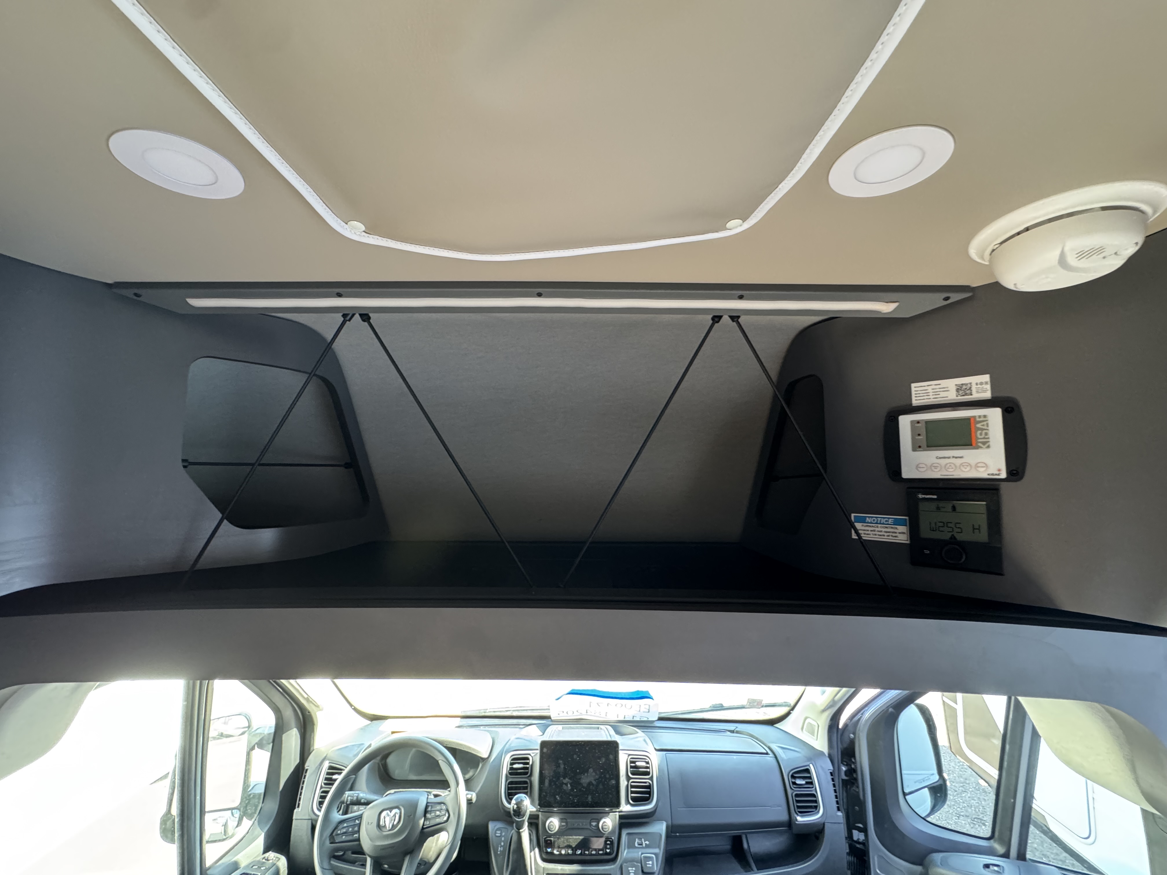 2027 GRAND DESIGN LINEAGE SERIESVP LVP2 - Image 25