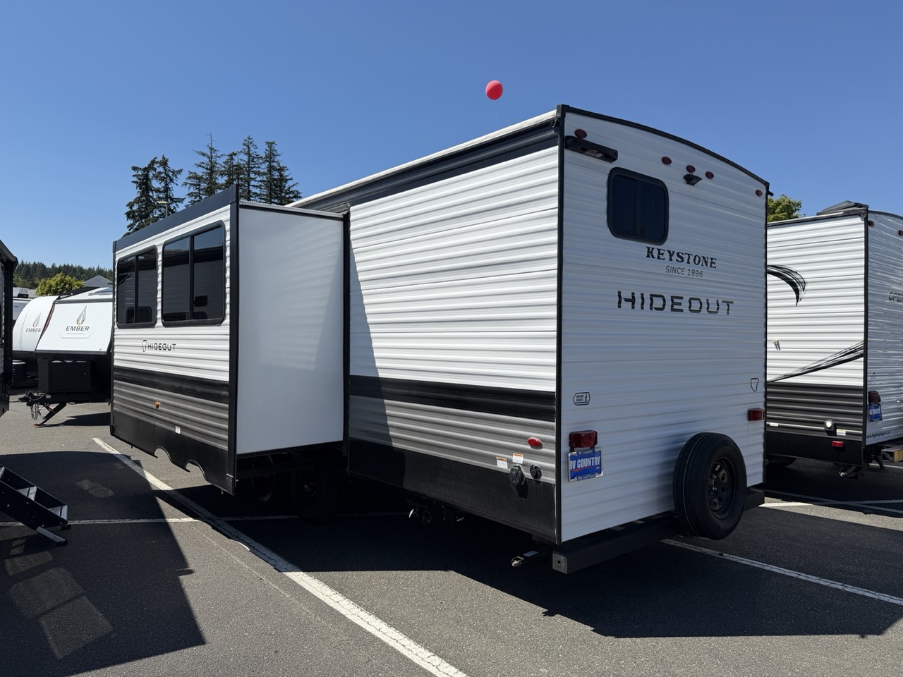 2026 Keystone Hideout West Sport 261BH - Image 2