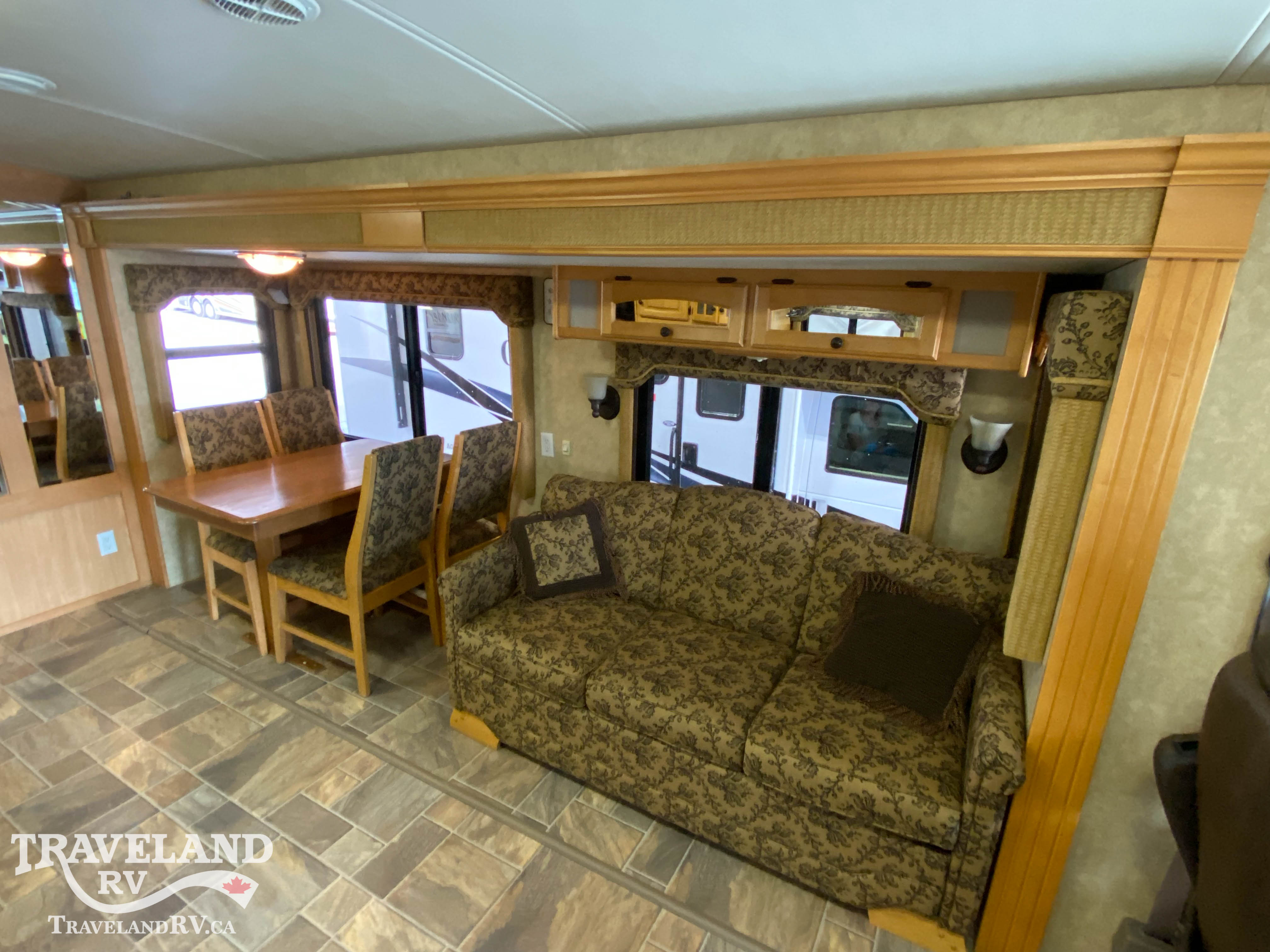 2006 TRIPLE E COMMANDER 3711 - Image 9