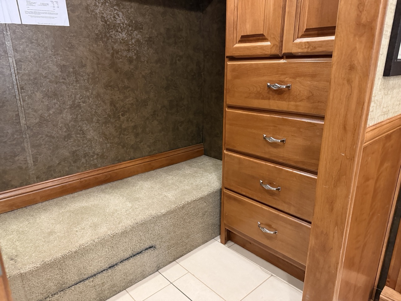 2015 Tiffin Phaeton 40 AH - Image 20
