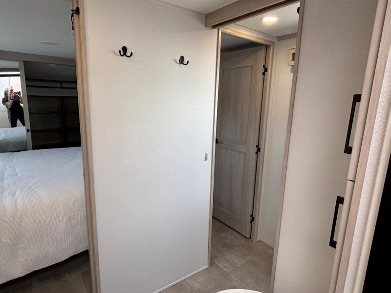 2025 Grand Design Solitude 388MBS - Image 33