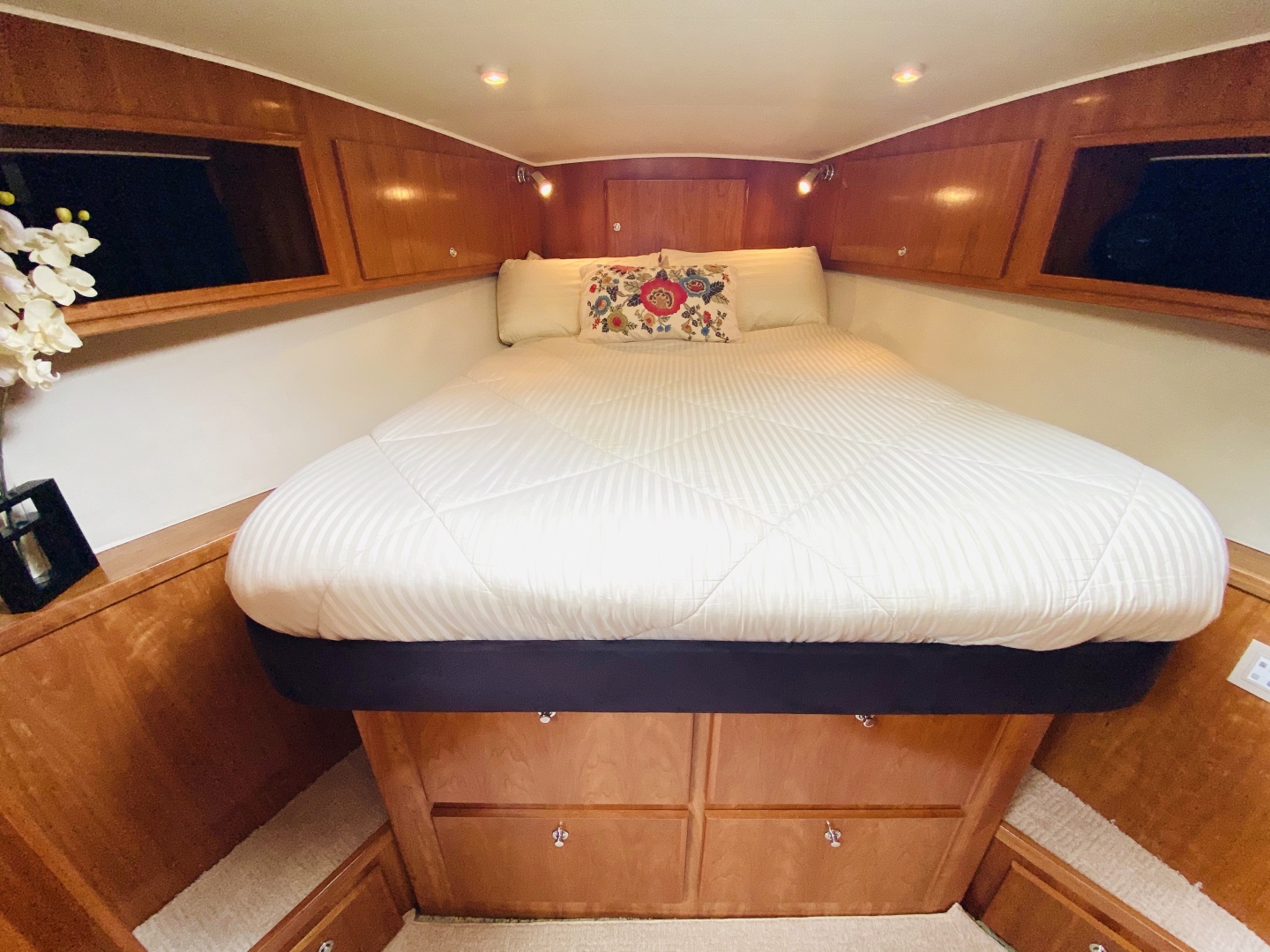 2003 Navigator 5700 Rival - Image 54