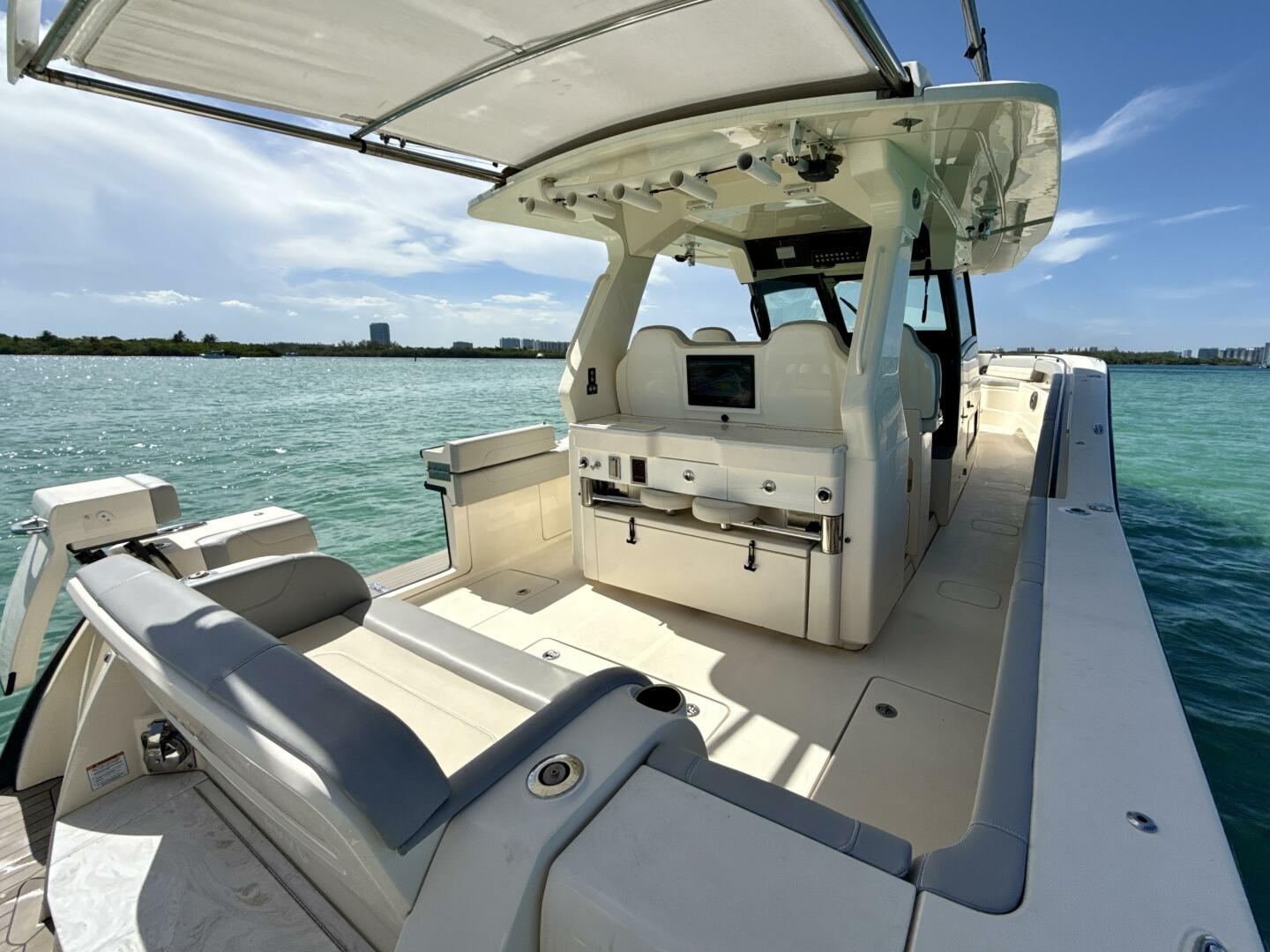2021 Scout 425 LXF - Image 28