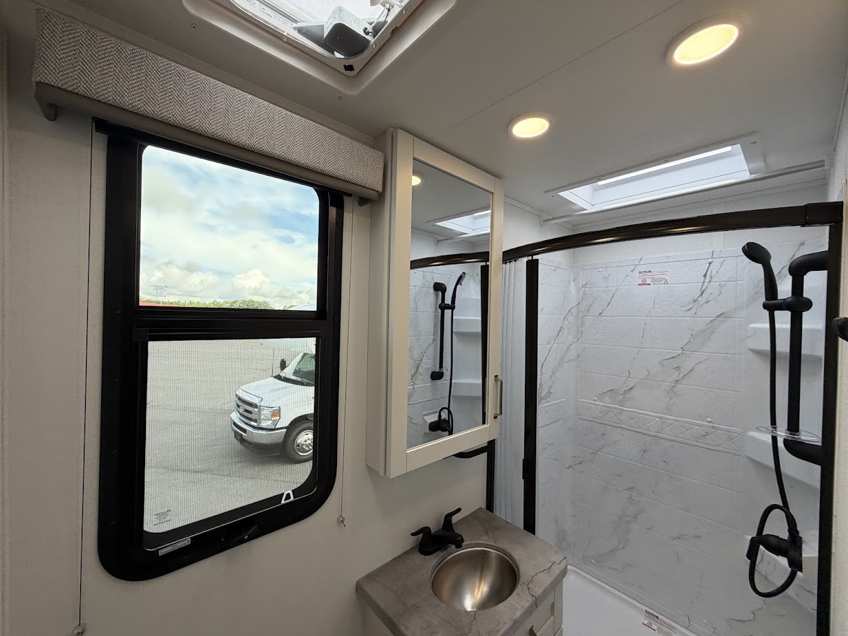 2027 JAYCO REDHAWK 24B - Image 47