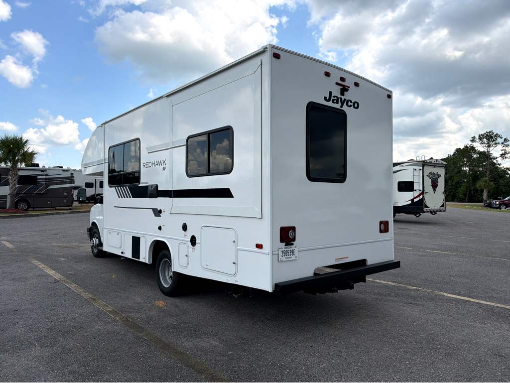 2027 JAYCO REDHAWK SE 22C - Image 5