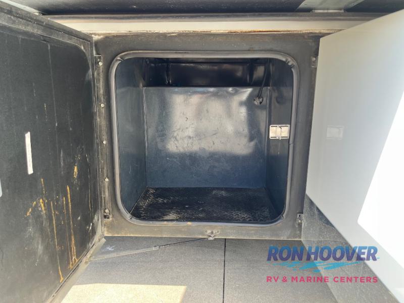 2026 PALOMINO 283BHCE - Image 239