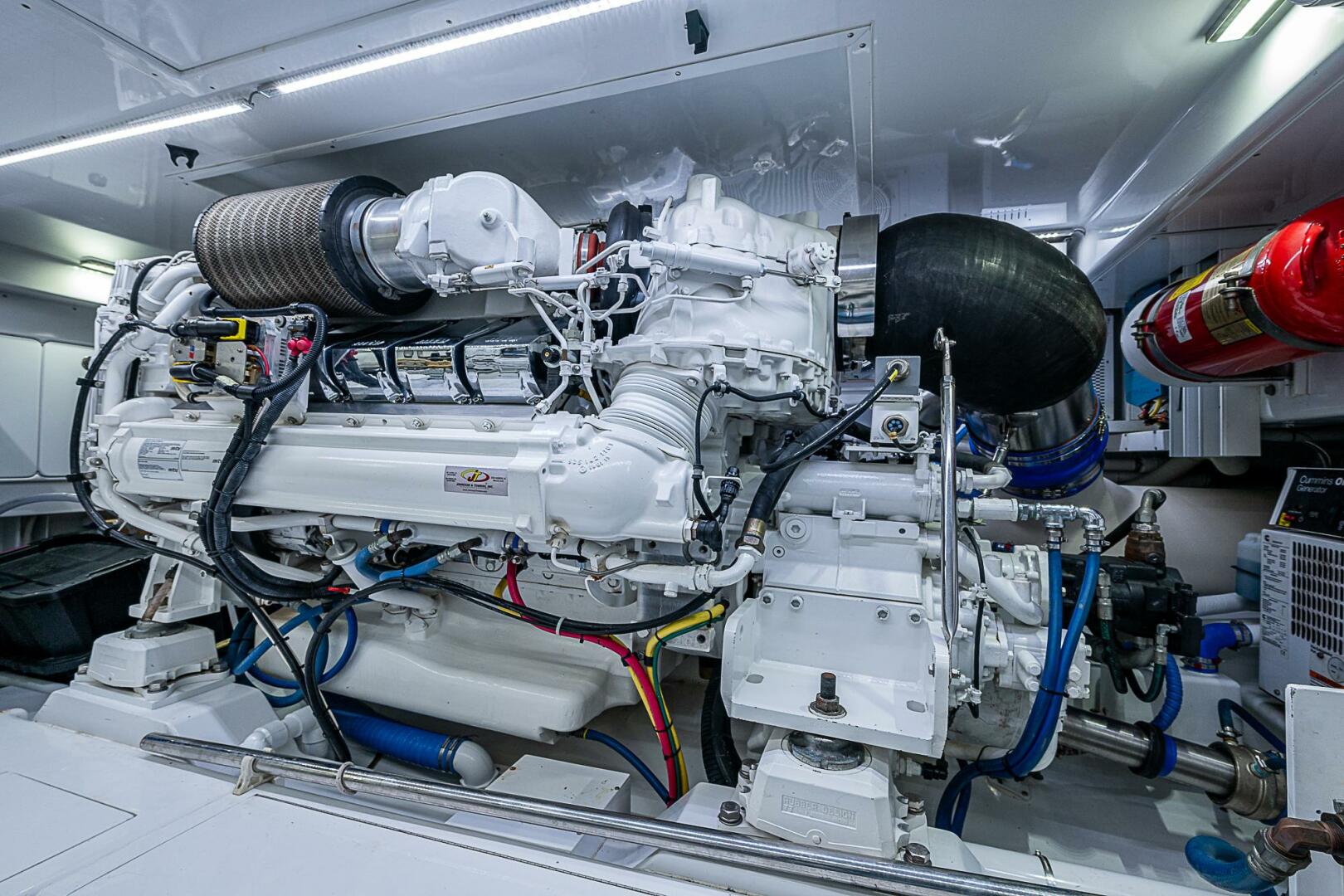 2017 F&S Cusotm Express Sportfish - Image 24