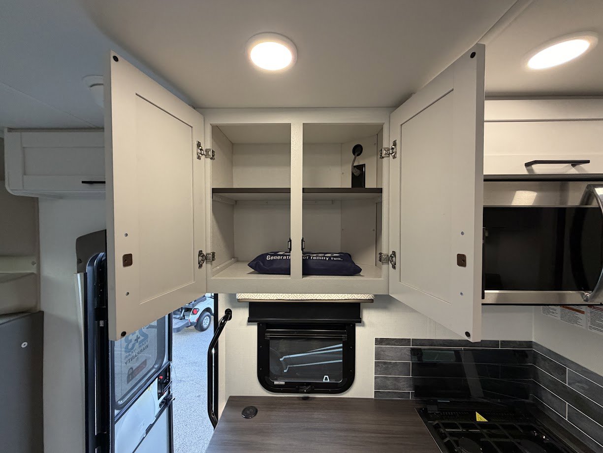 2026 JAYCO GREYHAWK 30Z - Image 29