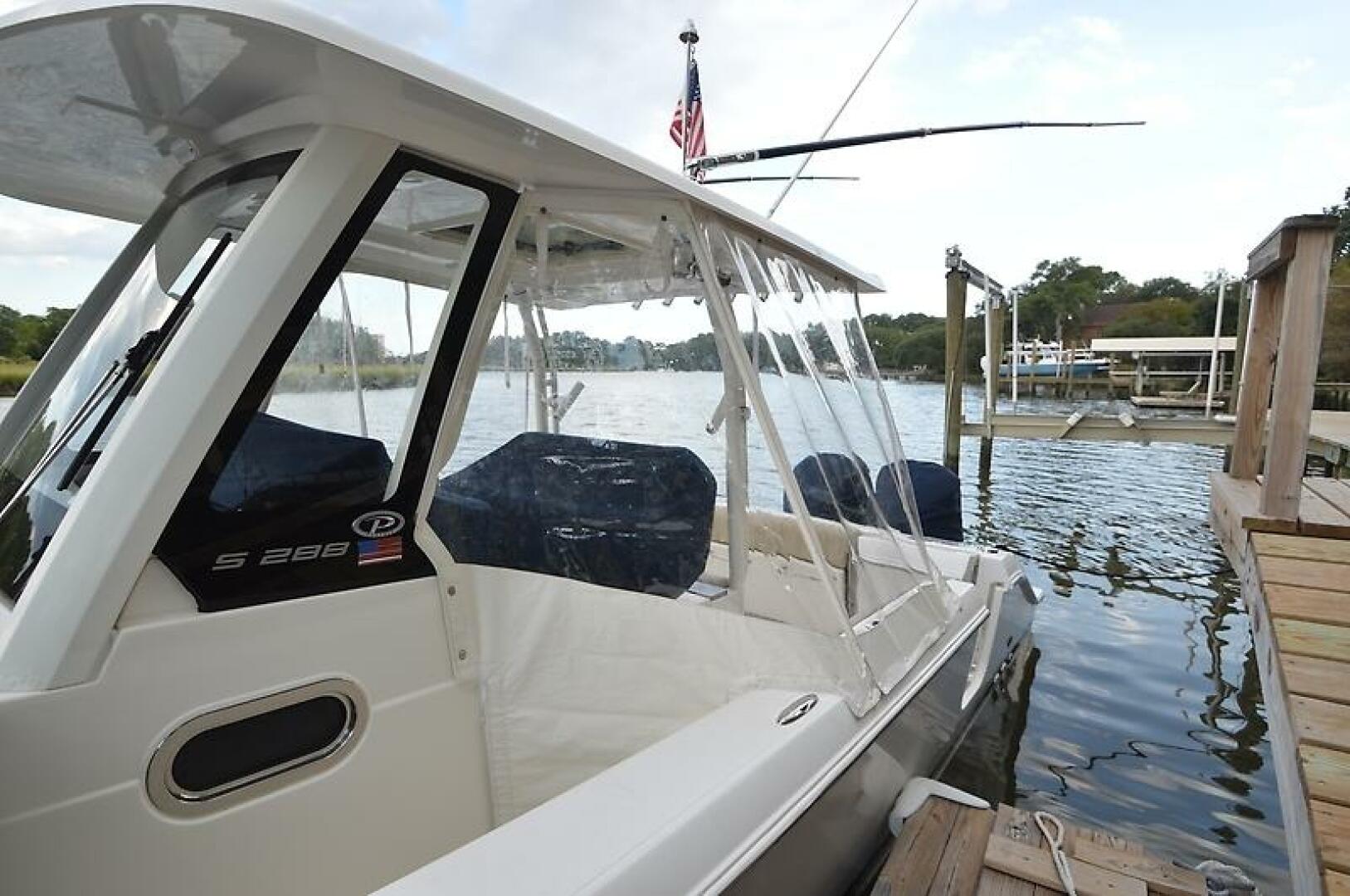2019 PURSUIT S 288 Sport Base - Image 62