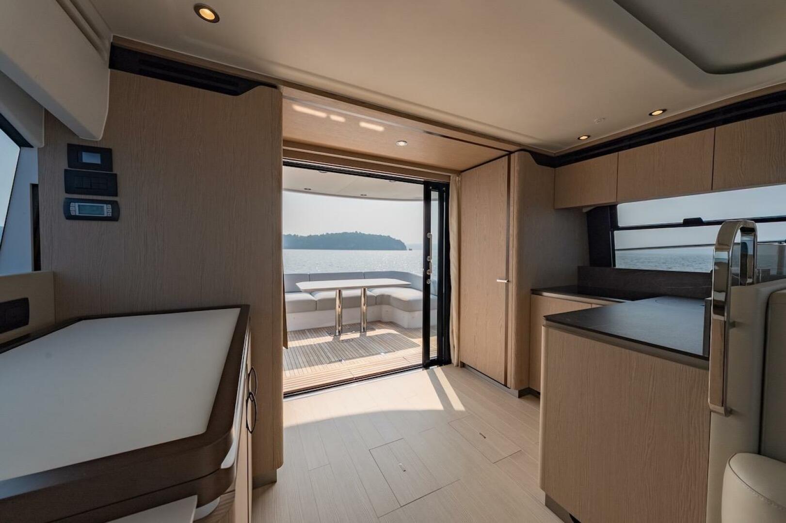 2023 Azimut Fly 53 - Image 42