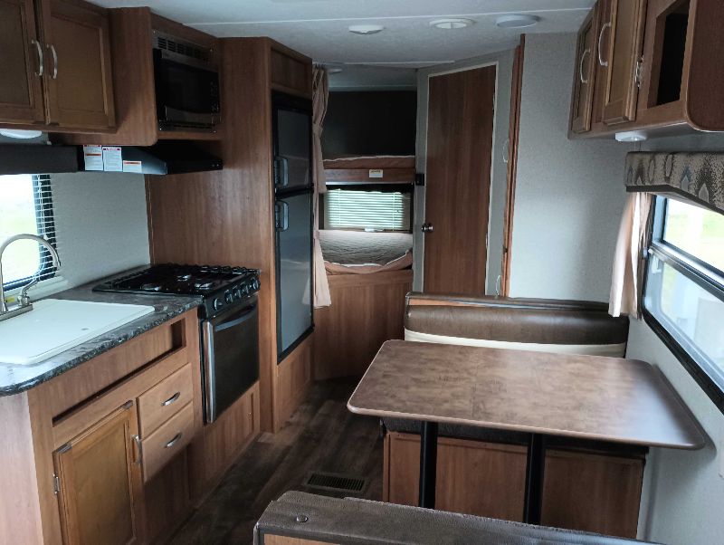 2018 Keystone Springdale West 220BHWE - Image 18