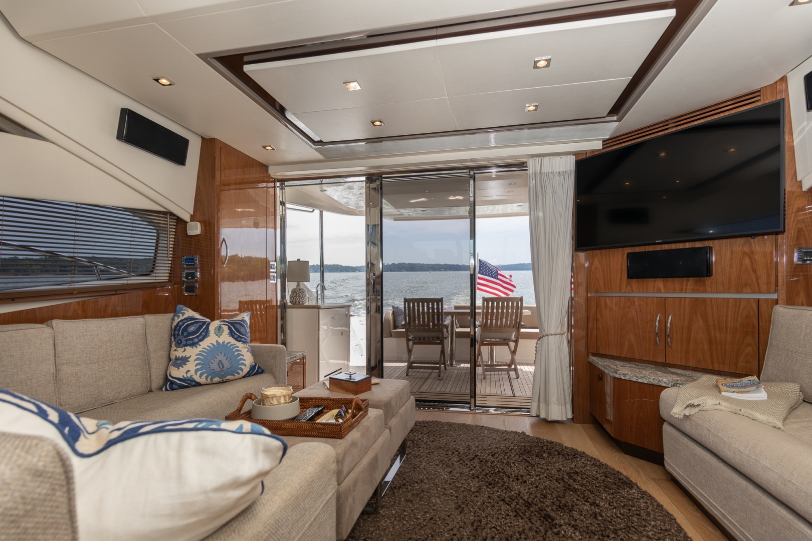 2018 Sea Ray L650 FLY - Image 20