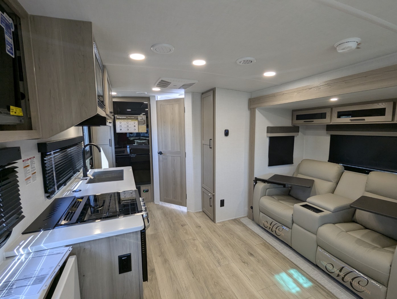 2026 Forest River Rockwood Mini Lite 2205S - Image 15