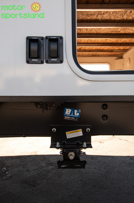 2026 Winnebago Micro Minnie 2108DS - Image 19