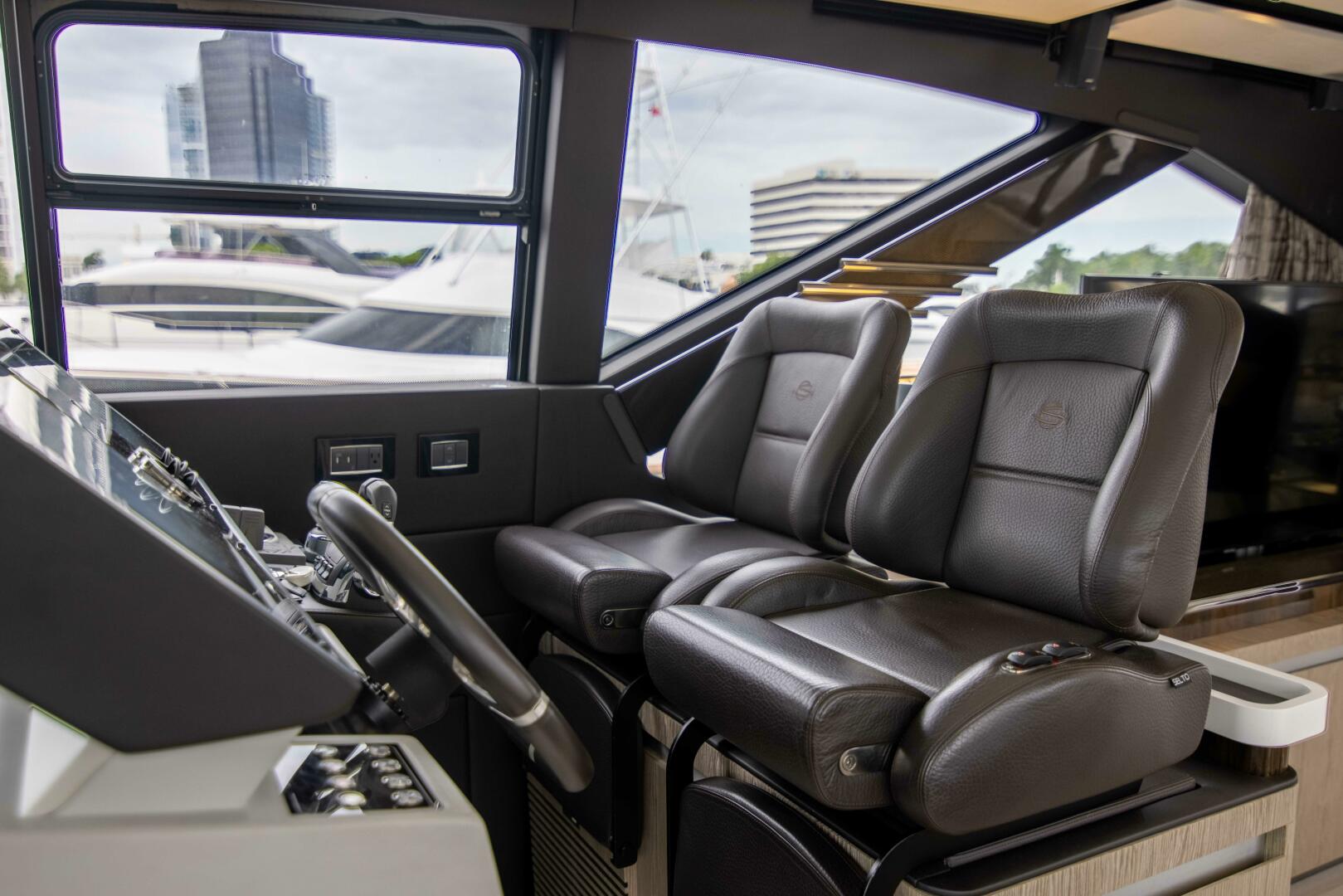 2019 Azimut S7 - Image 22