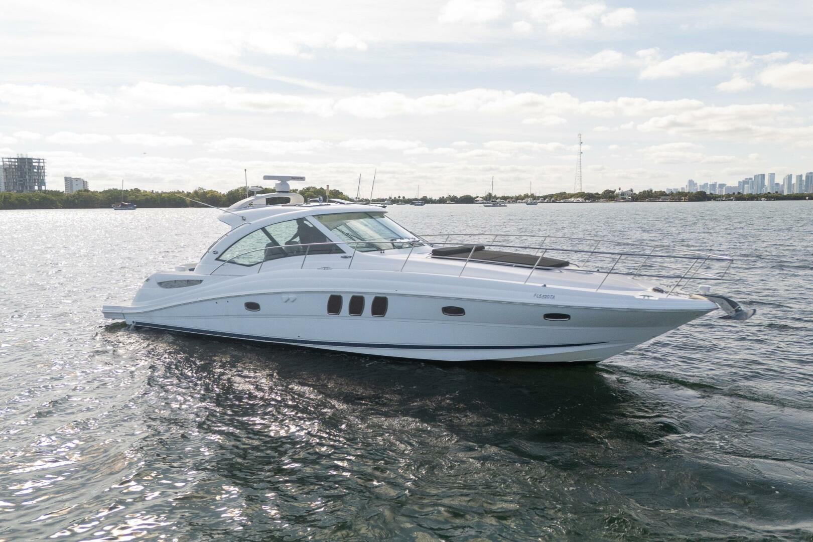 2005 Sea Ray 48 Sundancer - Image 3