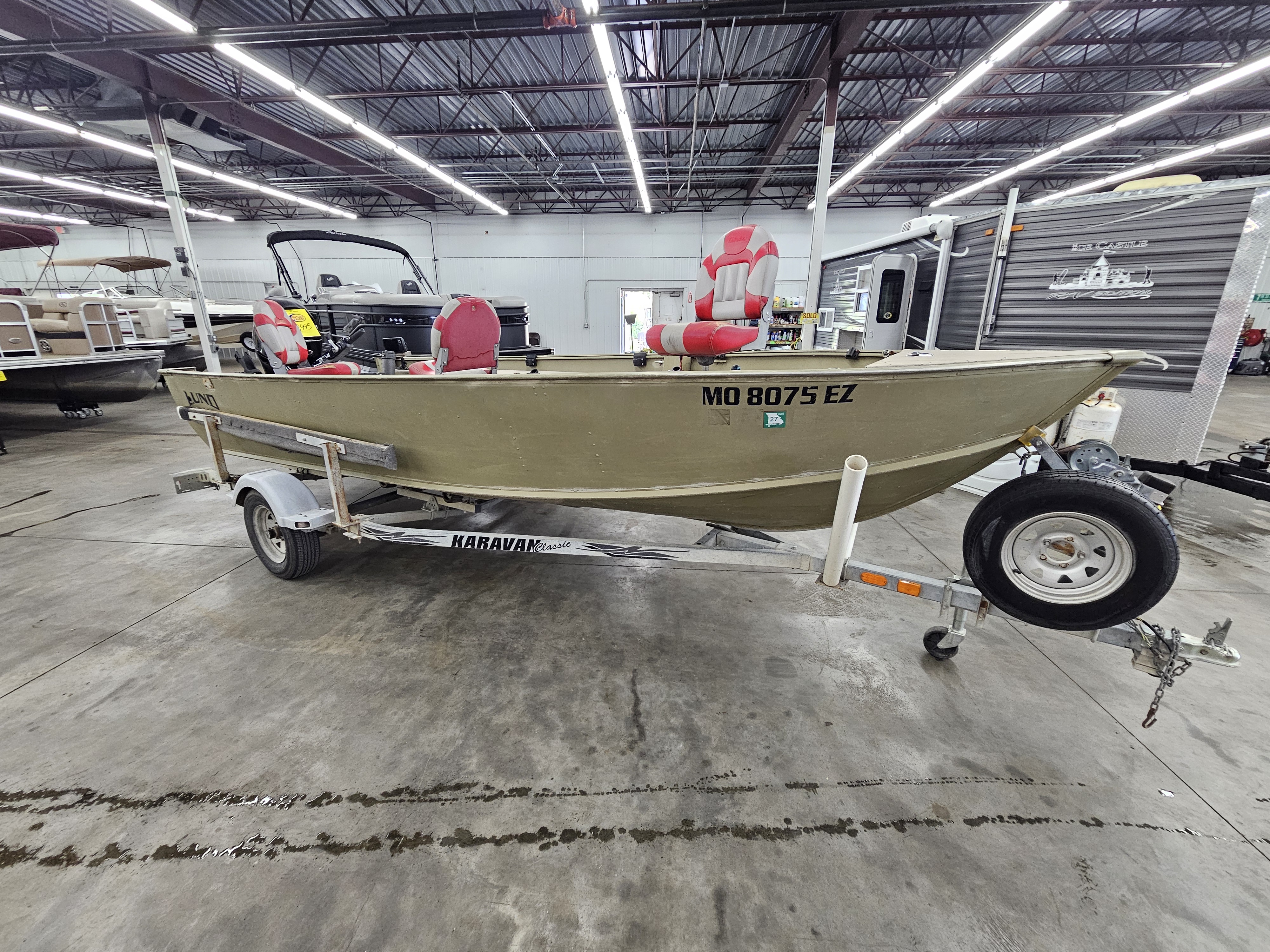 2004 LUND ALASKAN 1800 - Image 2