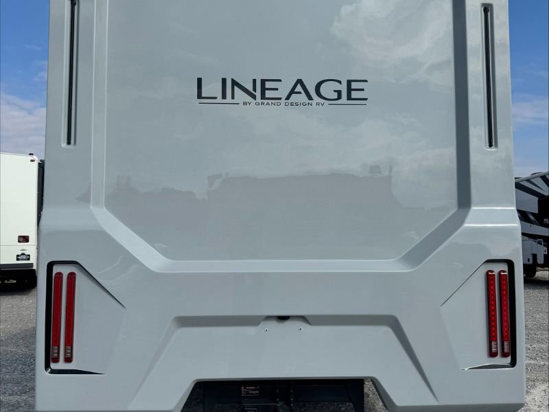 2026 GRAND DESIGN LINEAGE SERIES F 31ZW - Image 5