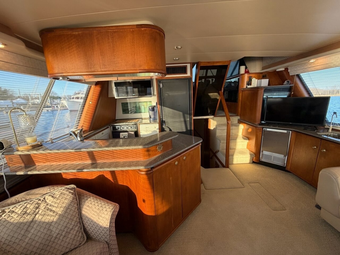 1999 Bayliner 4788 - Image 12