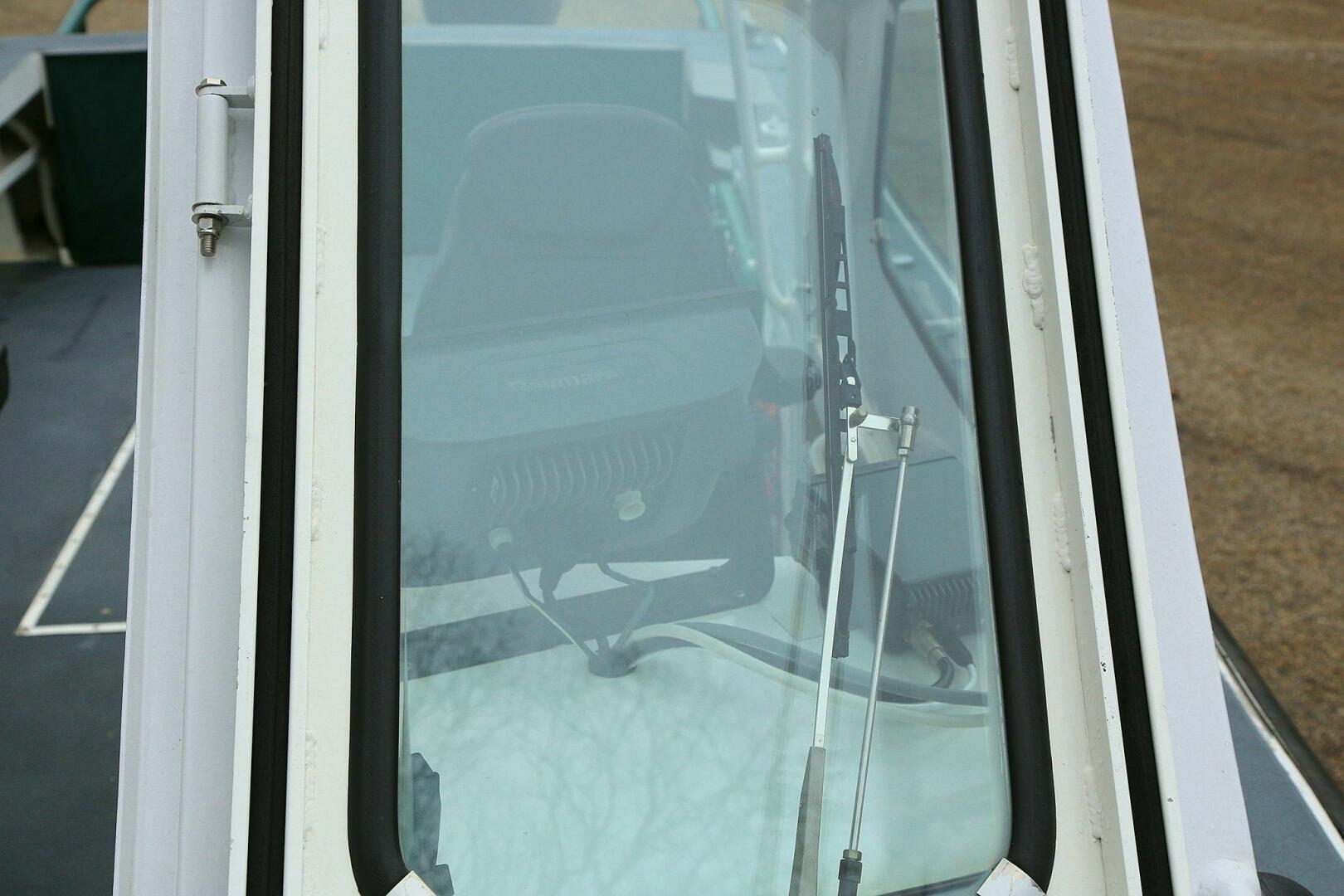 2002 SeaArk DXS 1652 SLD - Image 22
