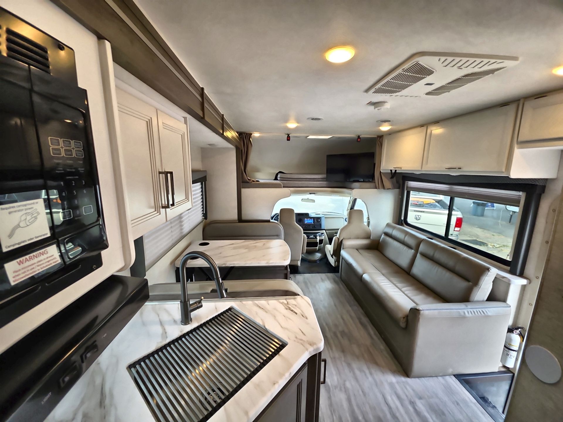2025 Thor Motor Coach Four Winds 28Z - Image 25