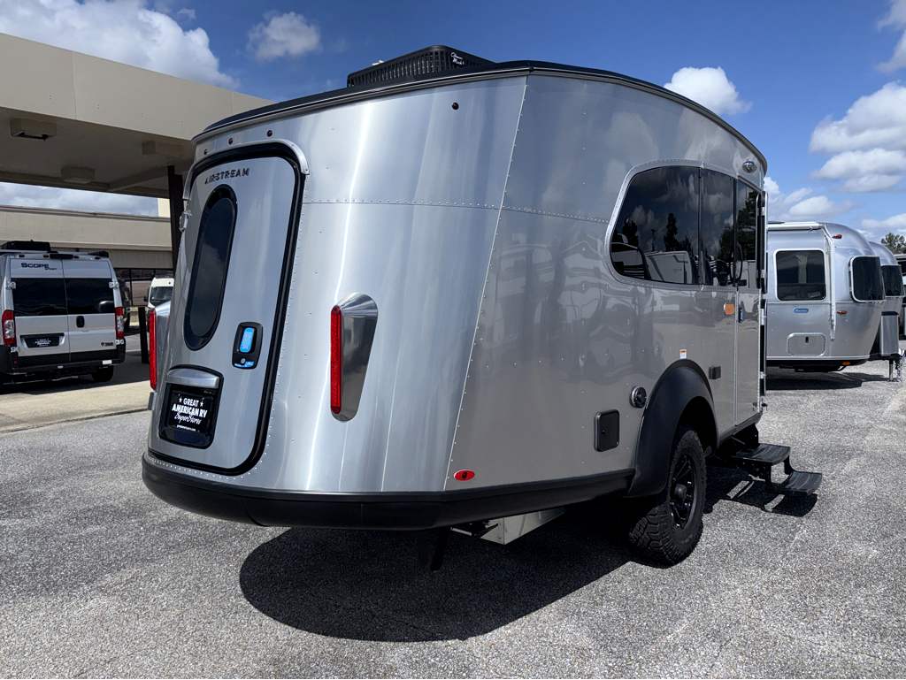 2026 AIRSTREAM Basecamp 20XE - Image 4