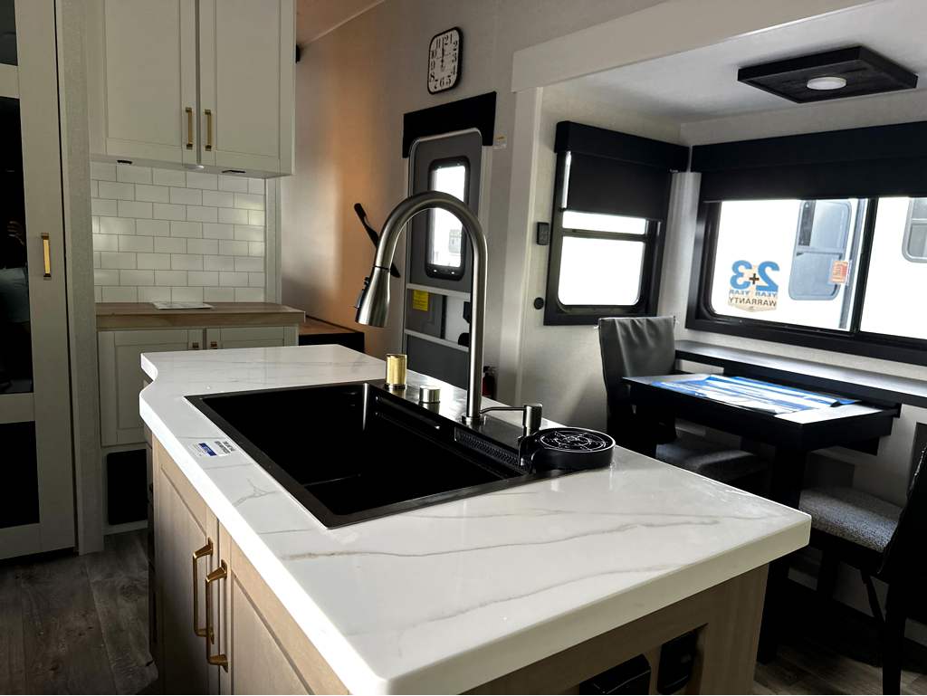 2026 JAYCO EAGLE 321RSTS - Image 12