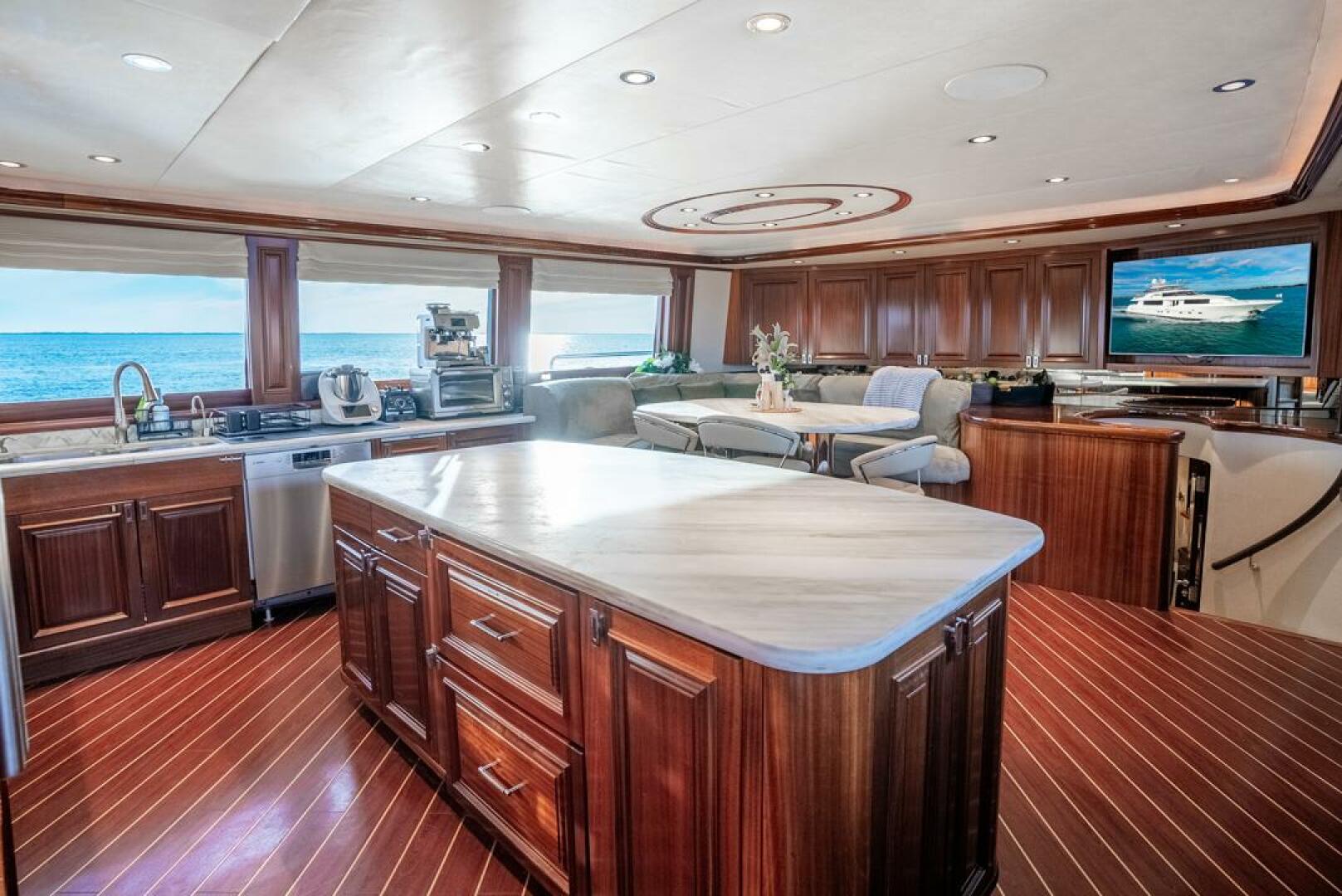 2012 Westport 112 - Image 29