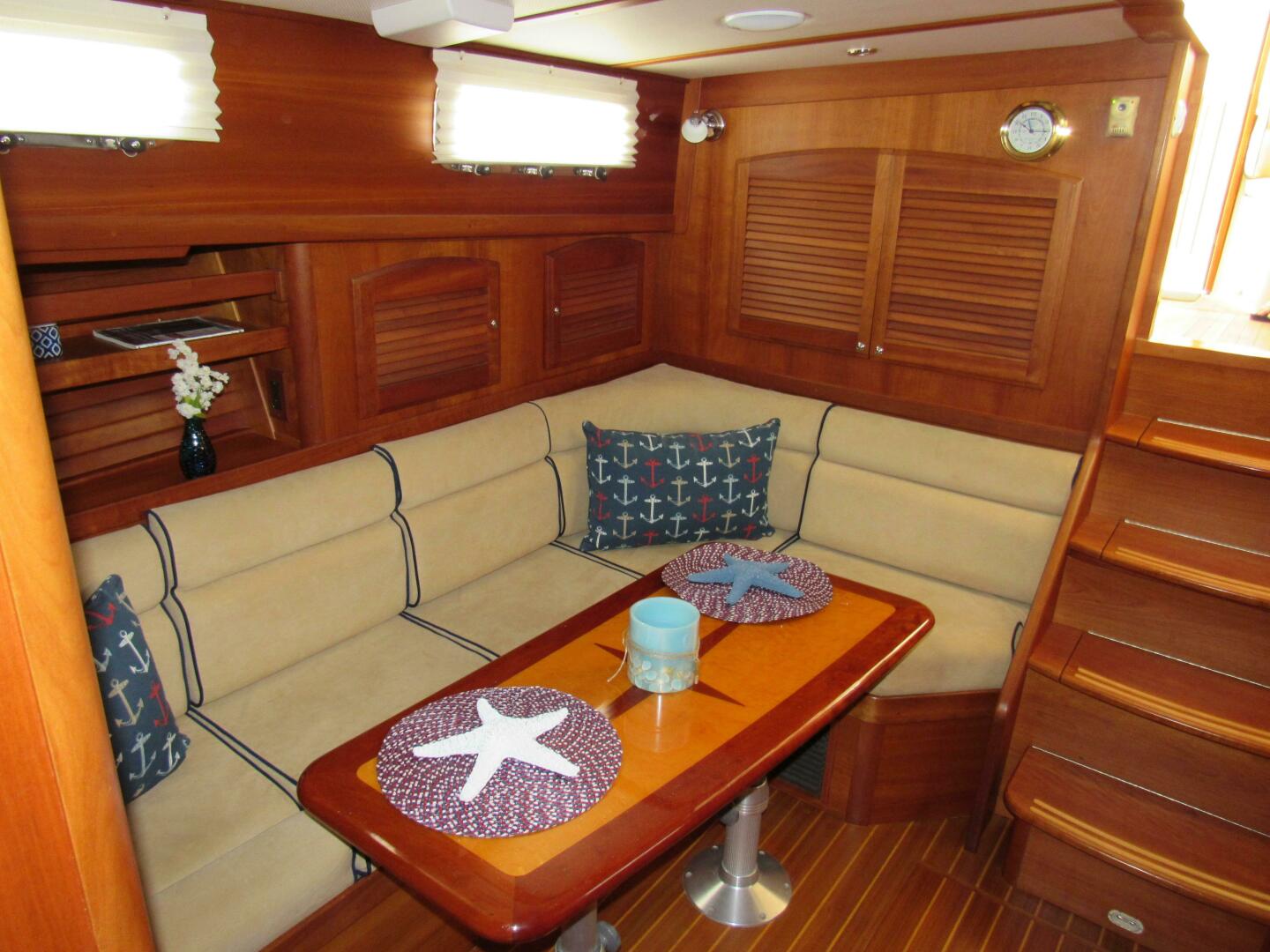 2008 Sabre 42 Express Hardback Base - Image 7