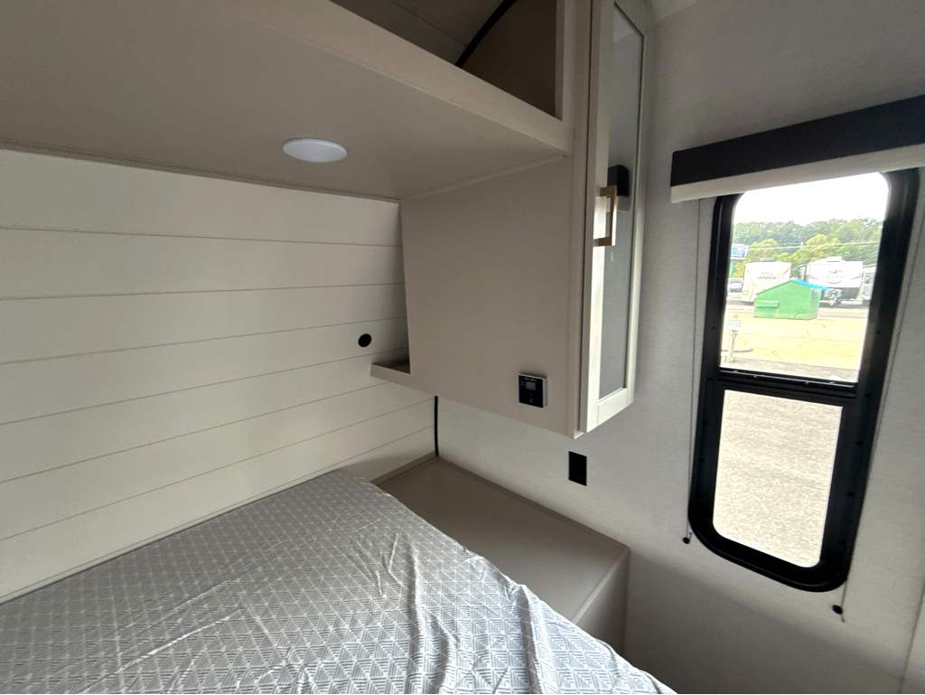 2027 JAYCO JAY FLIGHT 262RLS - Image 22