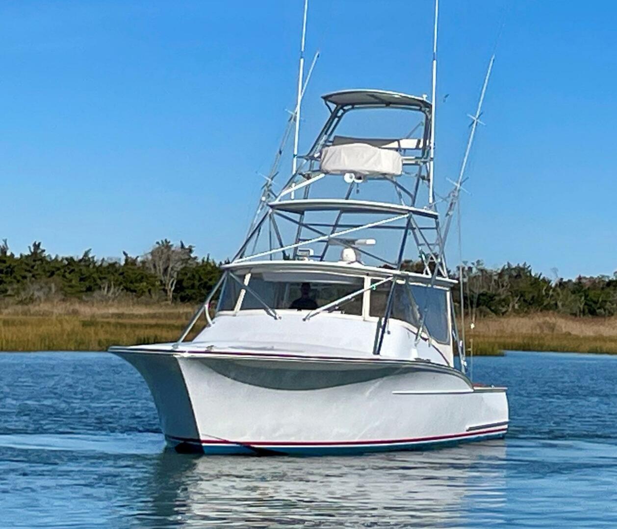 2005 Custom Carolina 40 DeSanti - Image 68