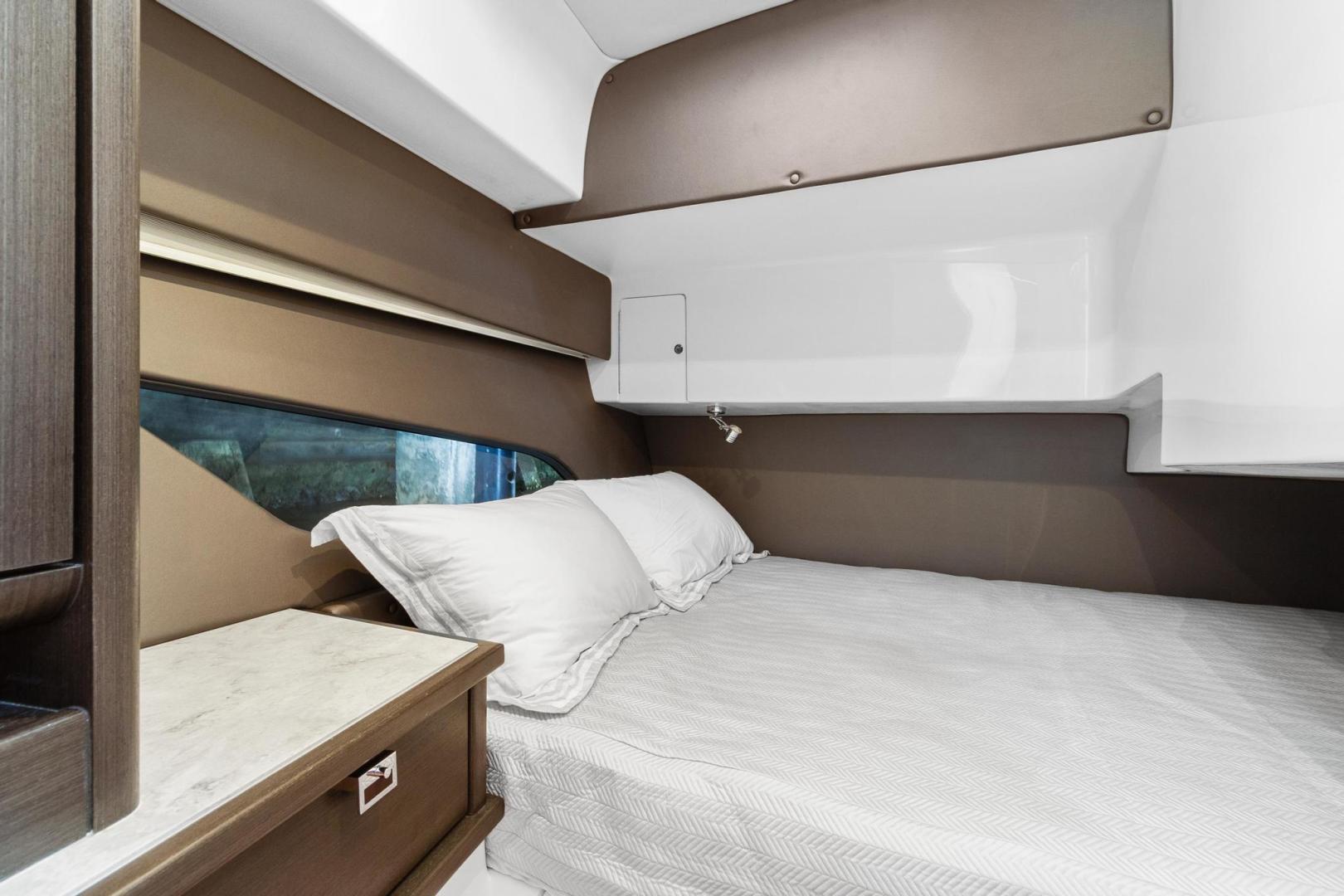2021 Intrepid 438 Evolution - Image 34