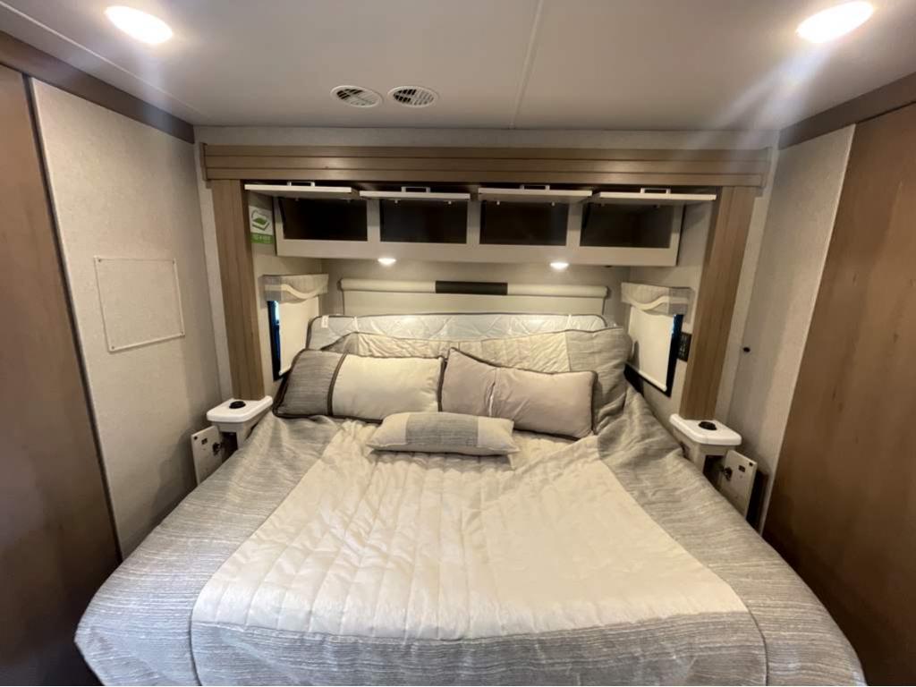 2026 THOR MOTOR COACH PASADENA 38DX - Image 31