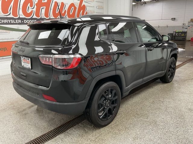2026 Jeep Compass Latitude Altitude 4x4 - Image 5