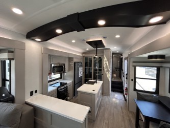 2027 JAYCO NORTH POINT 381CKRE - Image 16