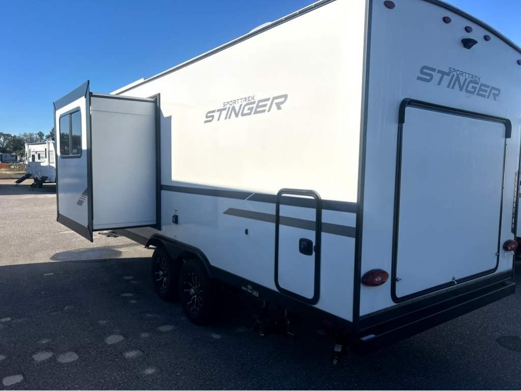 2026 VENTURE RV SPORTTREK STINGER 222VUD - Image 4