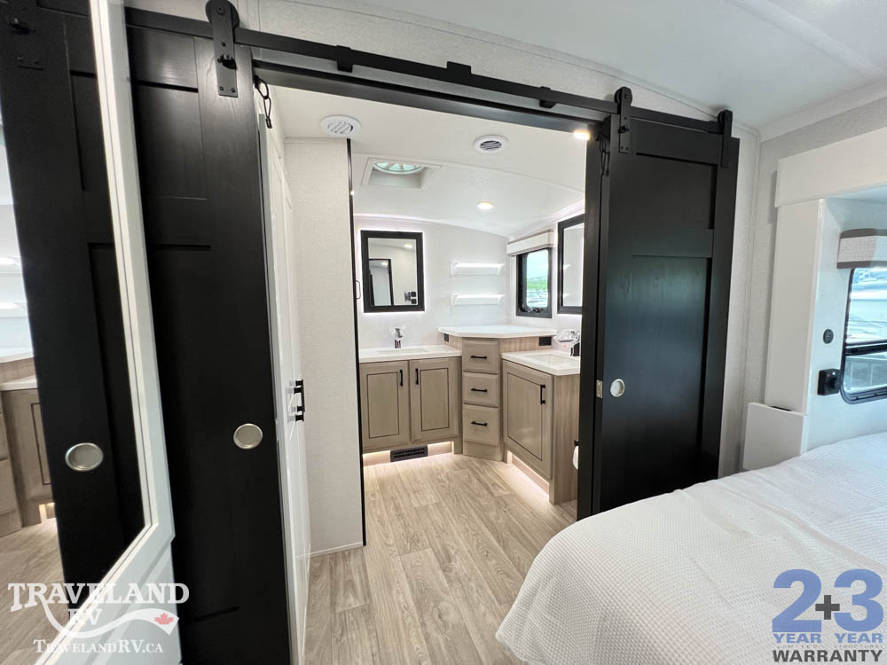 2027 Jayco Pinnacle 39FLOK - Image 48