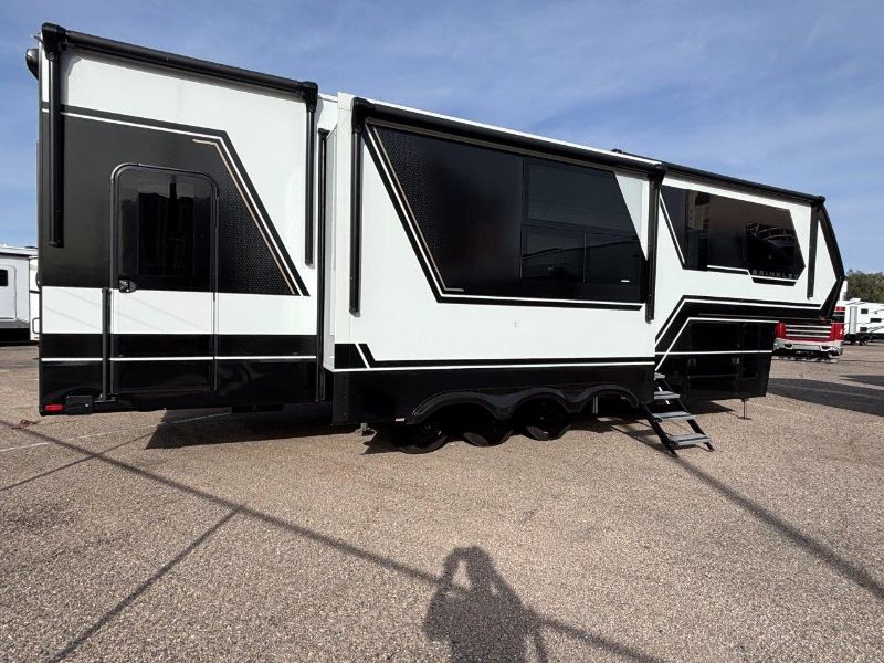 2026 Brinkley RV Model G 3250 - Image 4