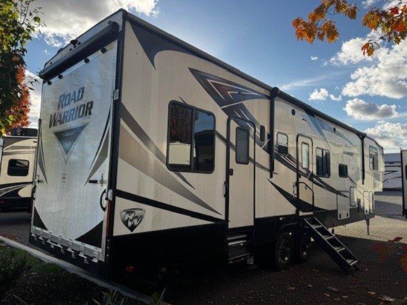 2020 Heartland Road Warrior RW 392 - Image 4